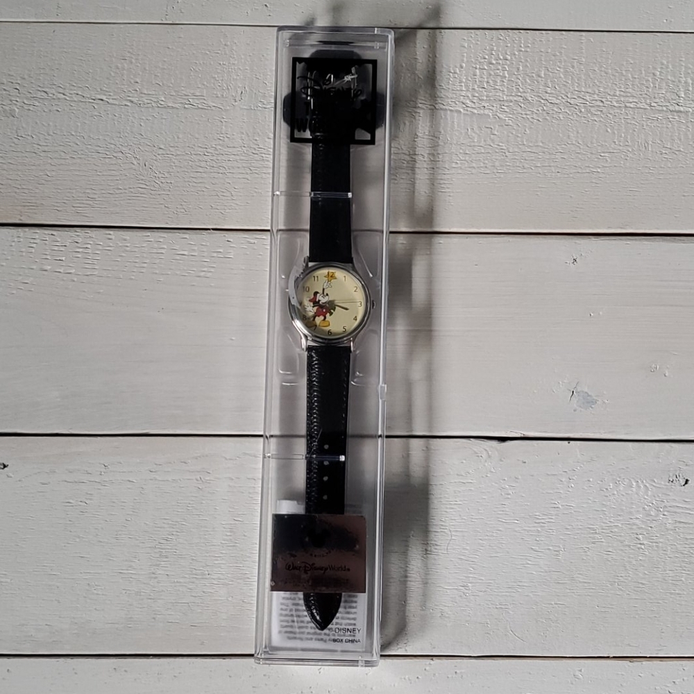 Walt Disney World Christmas Watch